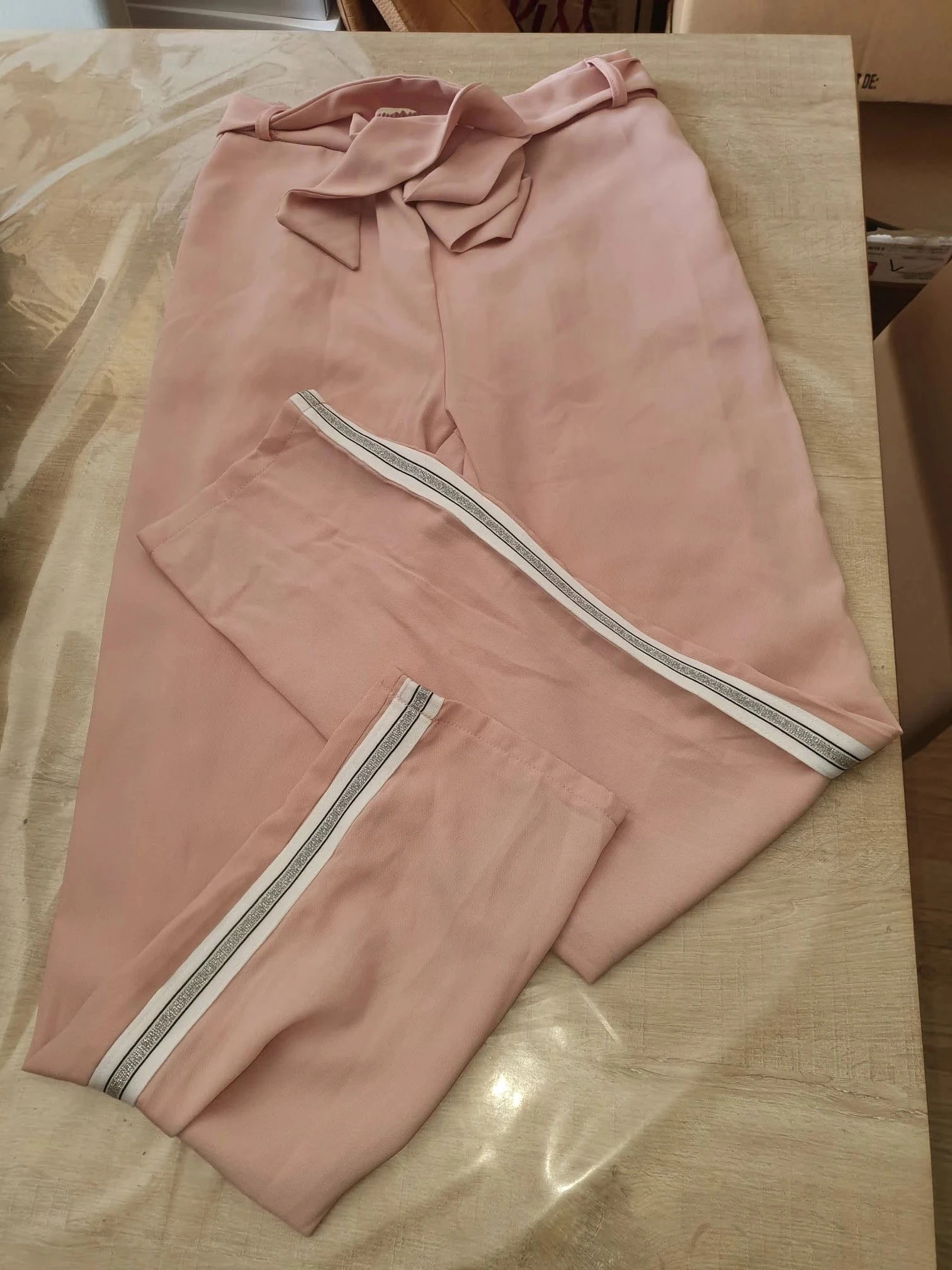 pantalon détente neuf
